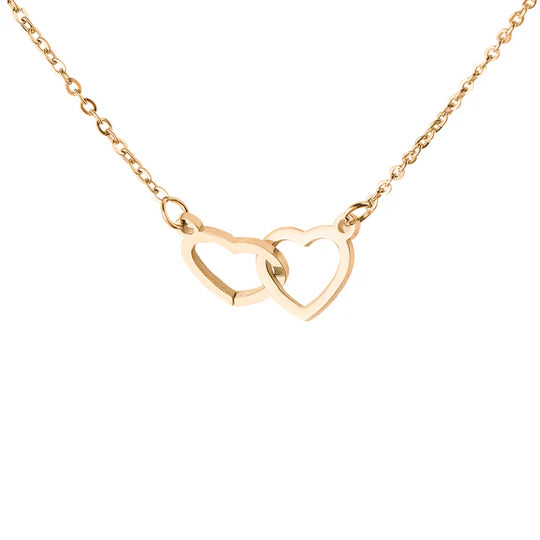 Collar de corazón grabado con oso rosa real
