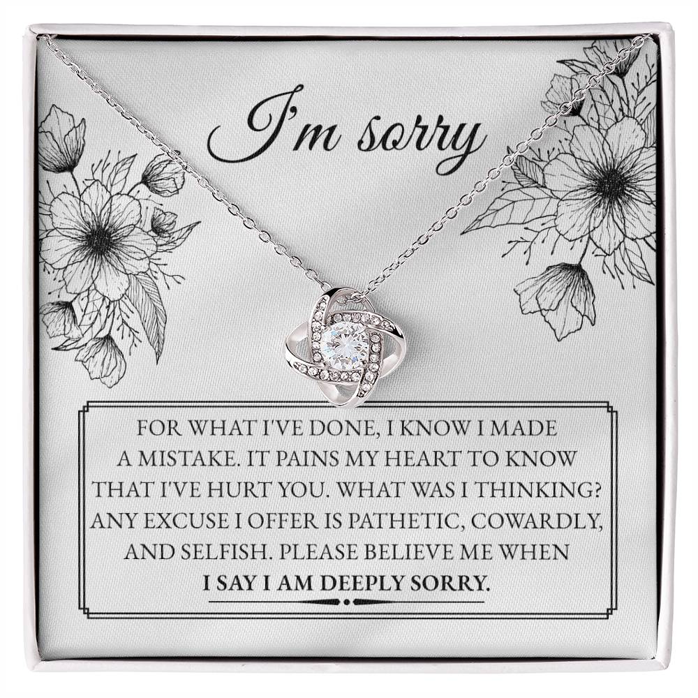 Lo siento, cometí un error. Collar con nudo de amor.