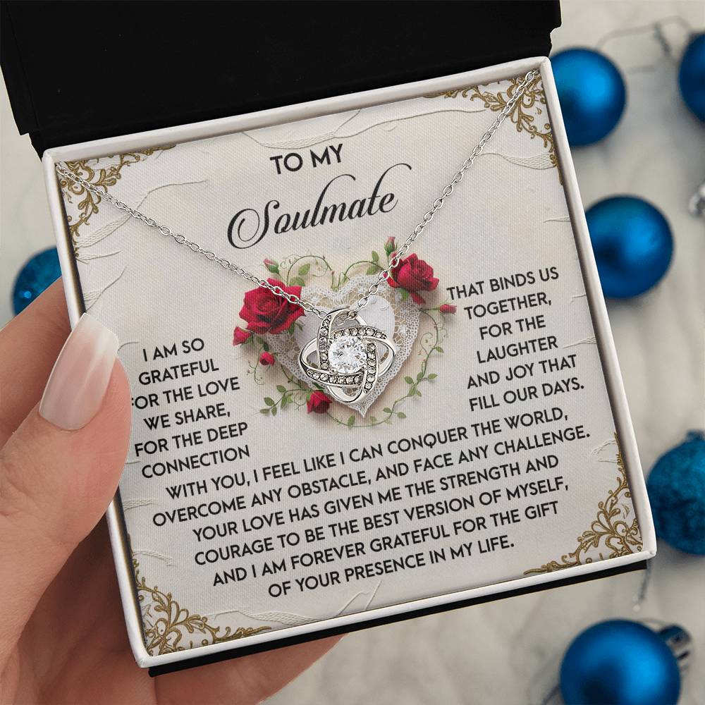 Soulmate - Our Days - Love Knot Necklace