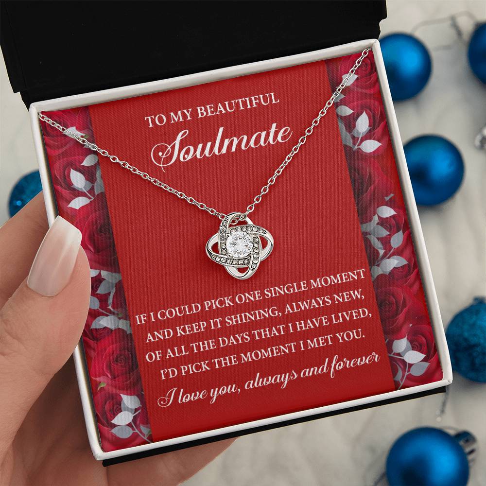 Soulmate - Keep It Shining - Love Knot Necklace