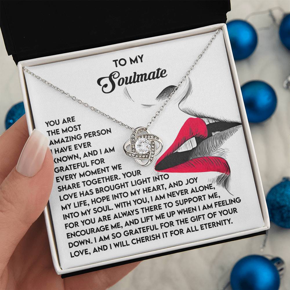 Soulmate - Lift Me Up - Love Knot Necklace