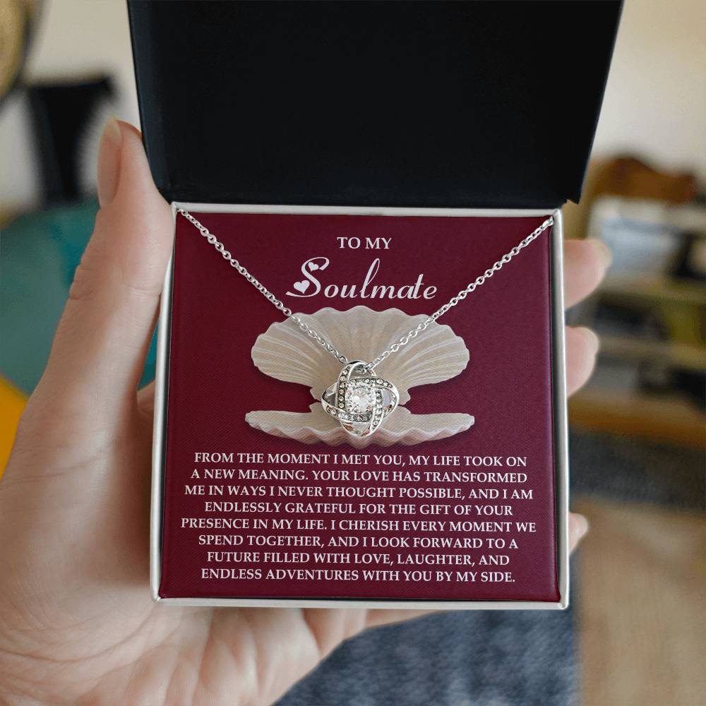 Soulmate - Every Moment - Love Knot Necklace
