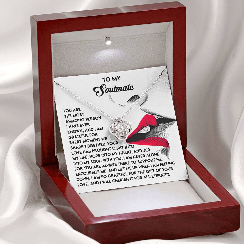 Soulmate - Lift Me Up - Love Knot Necklace