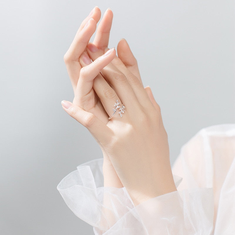 Nature's Grace Silver Leaf Ring