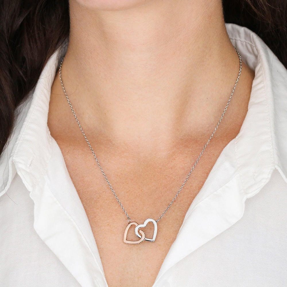 Mi hija adulta - Con cariño, mamá - Lindo y tierno - Collar de corazón entrelazado